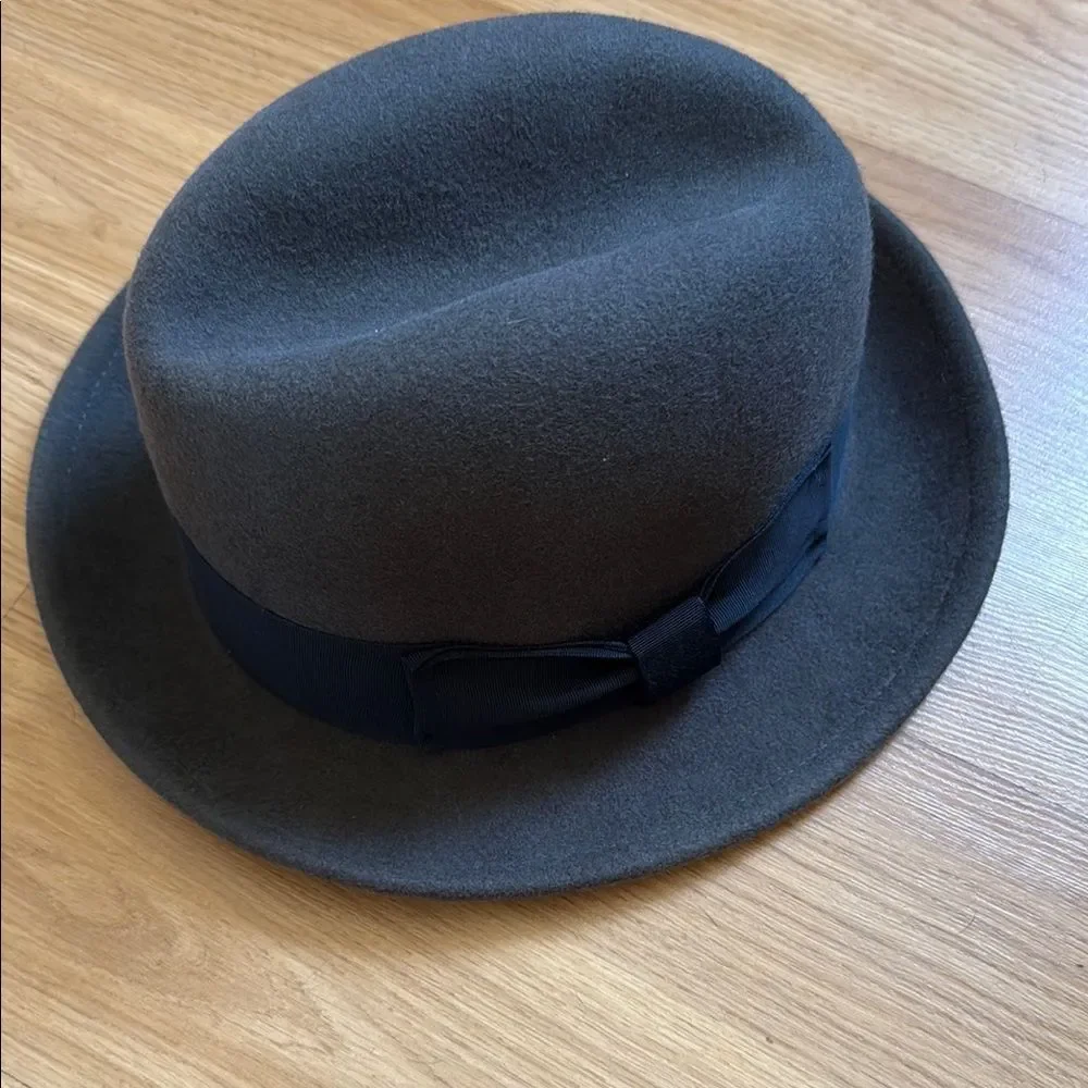 Stylish Dark Gray Bowler Hat Size 6 7/8 or 55 100% Wool Made in USA